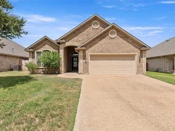 8413 Alison Ave, College Station, TX 77845