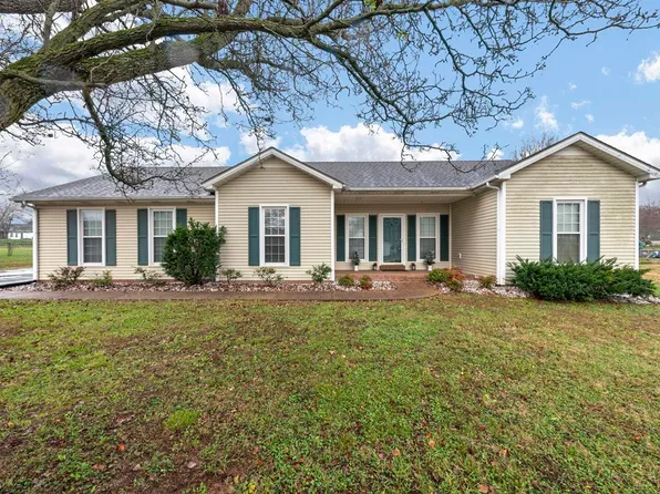 285 Stone Crest Ave, Bowling Green, KY 42101