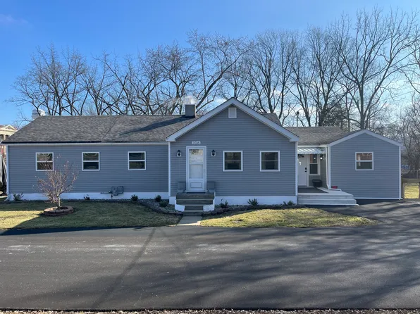 106 S Range St, Westport, IN 47283