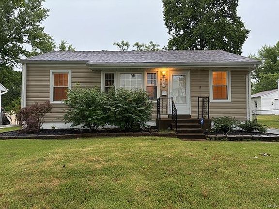 4th image of 1140 Saint Patrice Ln