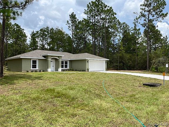 3rd image of 2679 W Bravura Dr