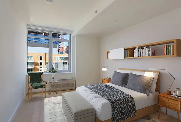 Rented by Red Apple Group | media 40