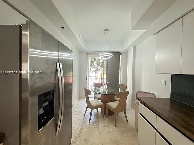 3900 Island Blvd #B303 — Photo 23
