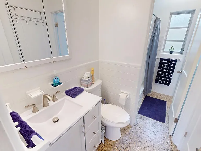 328 Slayton Ave — Photo 37