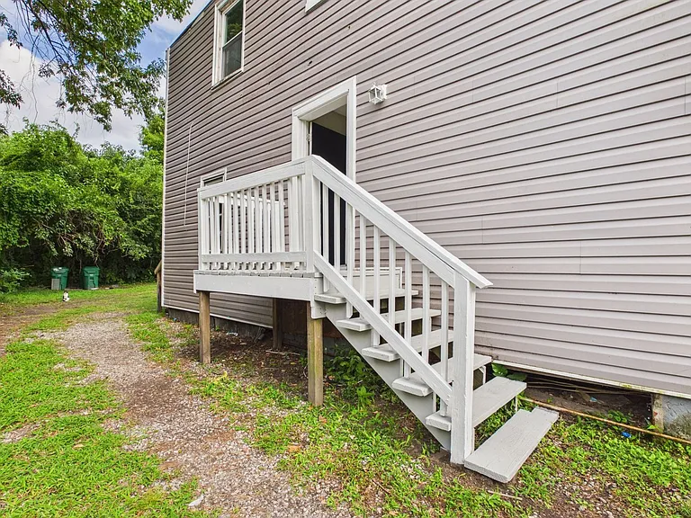 529 Harrison St #A — Photo 3