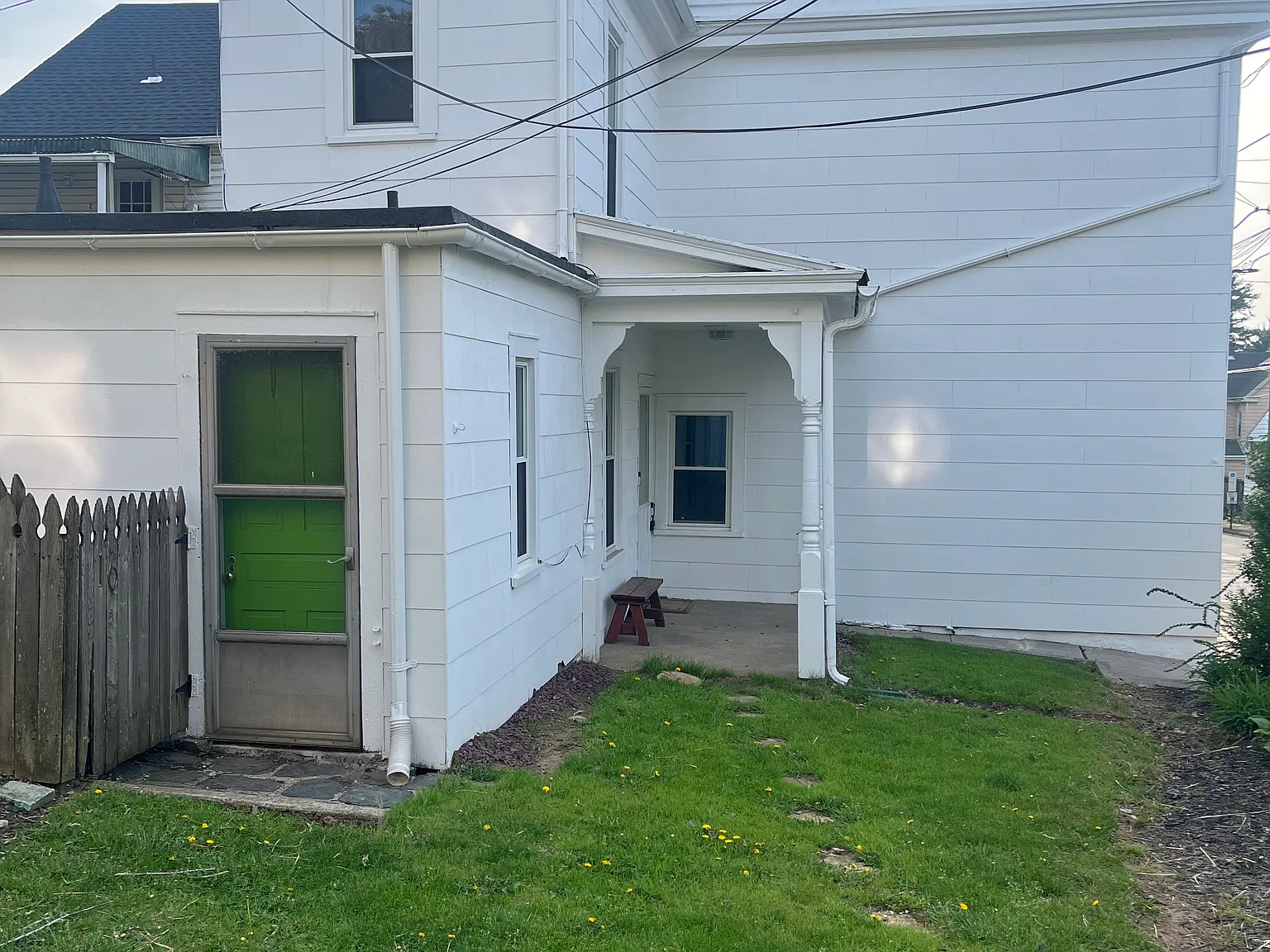 2 bed, 1077 sqft, $1,700 — Photo 3