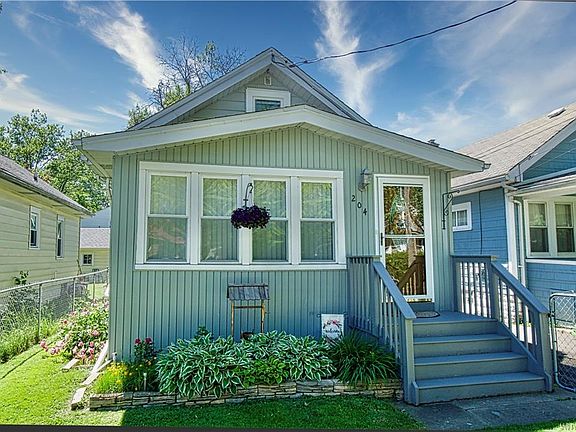2nd image of 204 71st St