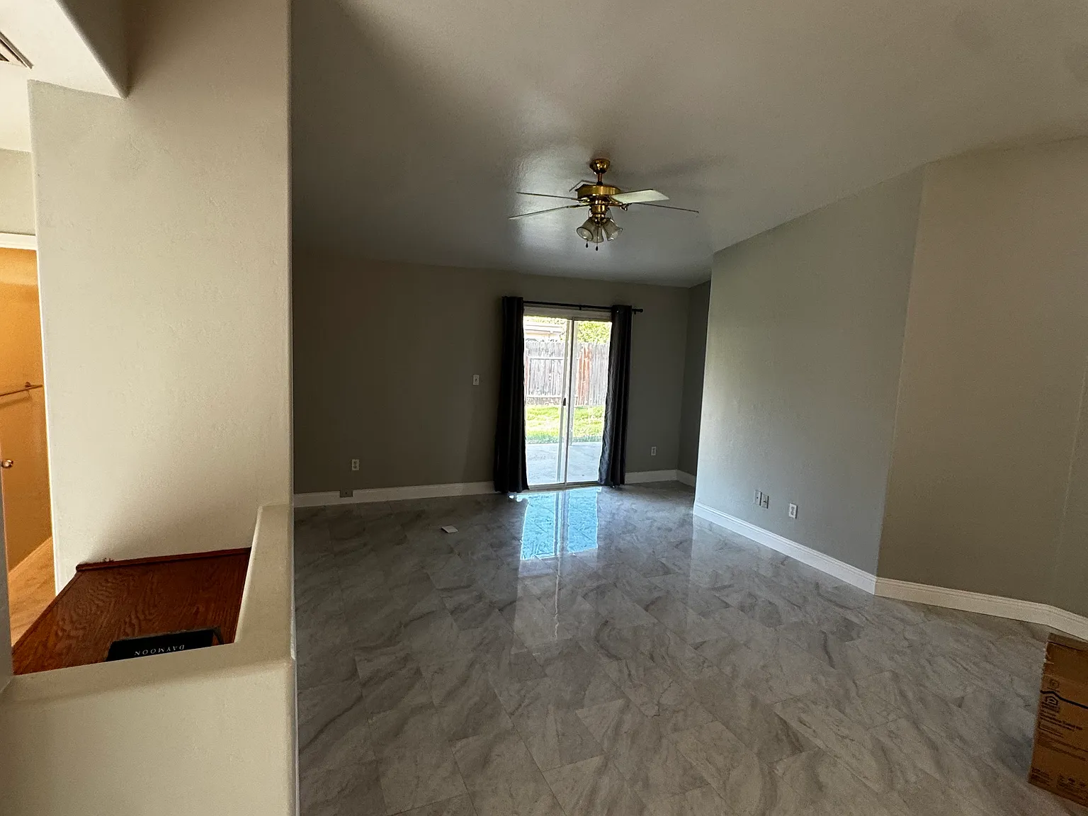 4 bed, 1354 sqft, $2,500 — Photo 3