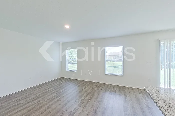 18354 Koala Ave — Photo 15