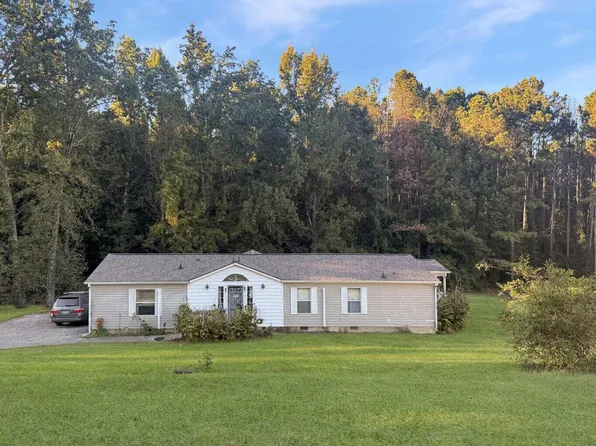 144 Betsy Ln, Rossville, GA 30741