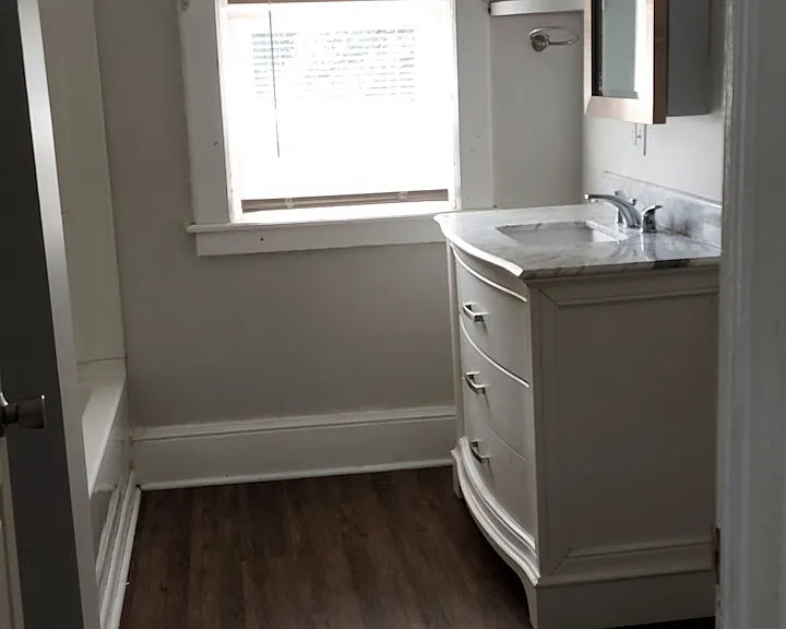 full bath