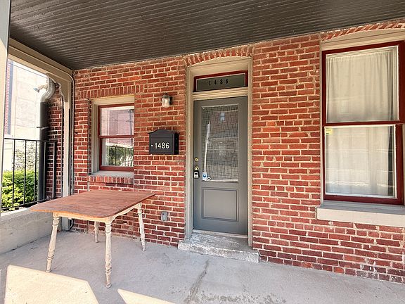 2nd image of 1486 N Illinois St #1