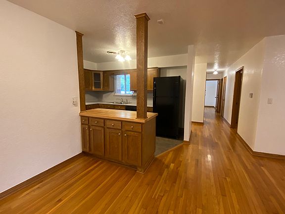 4th image of 1218 Salsbury St