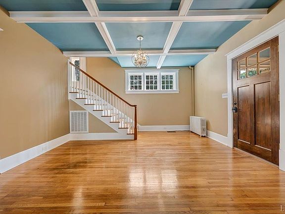 5th image of 351 Norfolk Ave