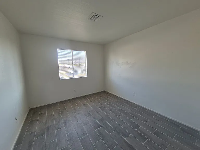 266 S 6th Ave — Photo 28