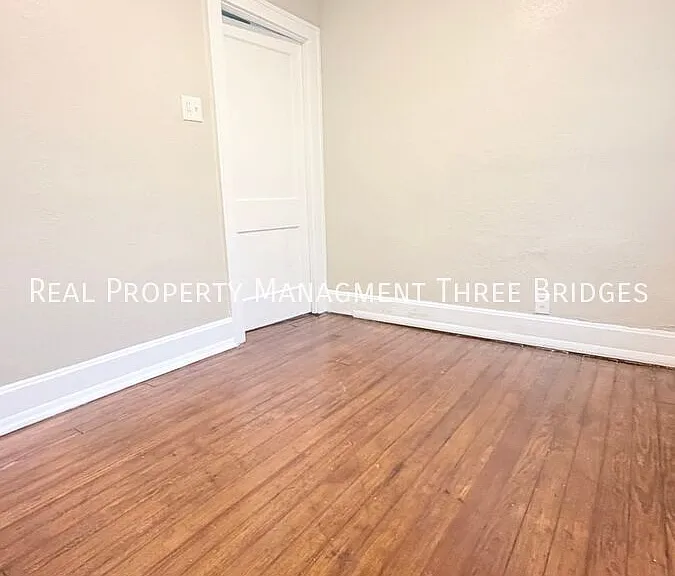 5533 Grace Ave — Photo 6