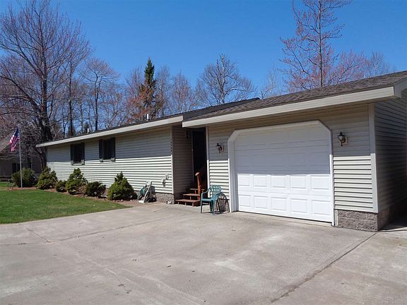4th image of 19544 Lakeshore Dr