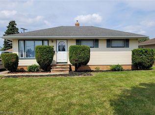 19308 Homeway Rd, Cleveland, OH 44135
