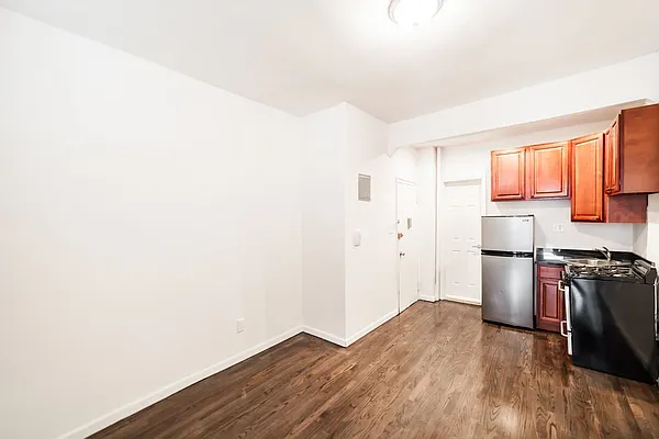 Rented by Gatsby Enterprises, LLC | media 11