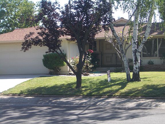 2nd image of 8761 Merribrook Dr