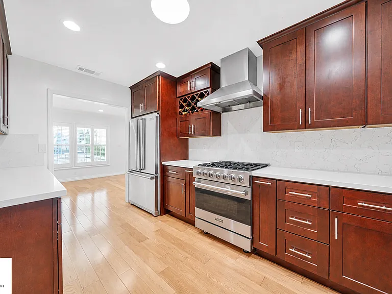 4854 Halkett Ave — Photo 14