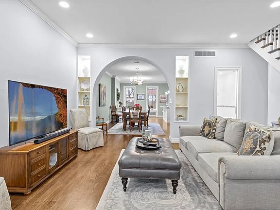 4th image of 14 Windsor Pl