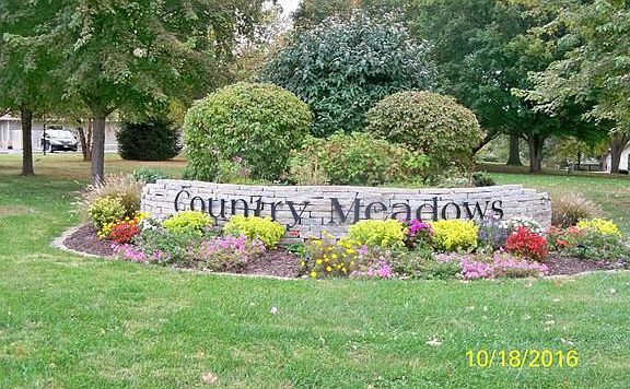 2nd image of 18 Dogwood Ln