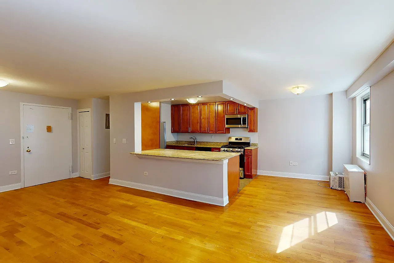 50 West 97th Street — Photo 2