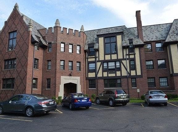 5th image of 1211 Far Hills Ave #Furnished