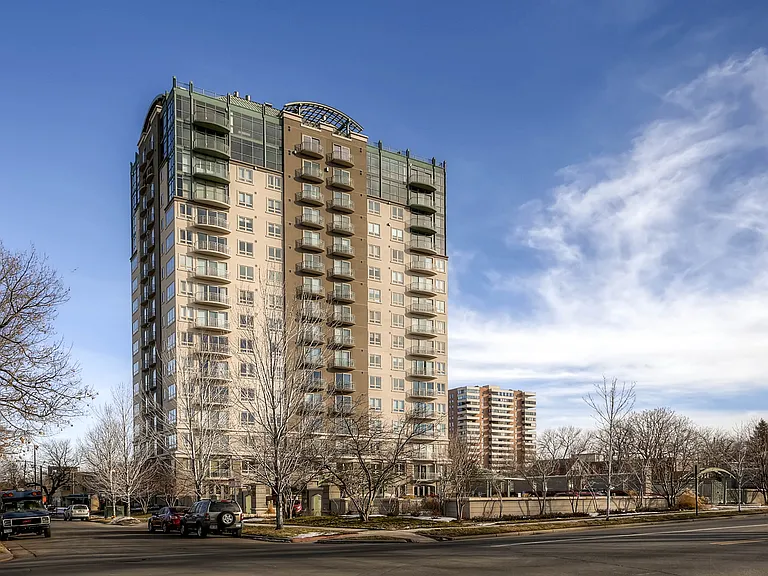 400 E 3rd Ave #405 — Photo 3
