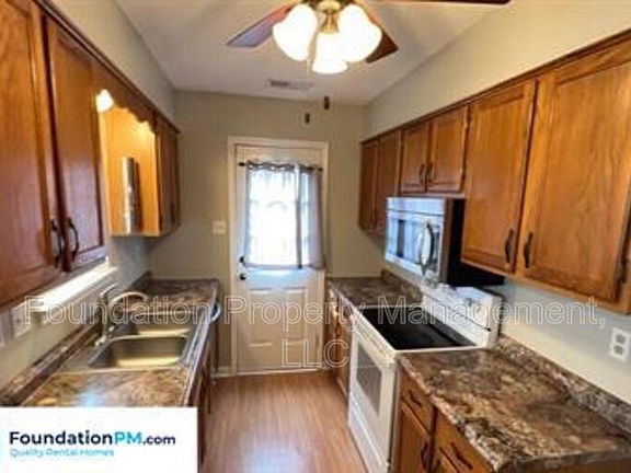 3rd image of 3801 Bowen Ave