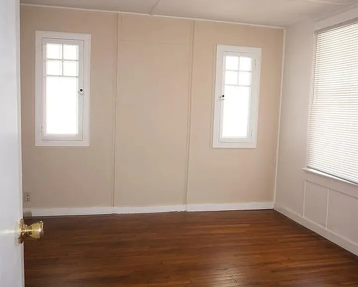 838 E Adams St #1 — Photo 5