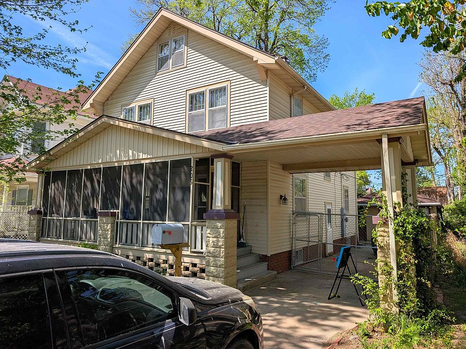 1st image of 205 N College Ave