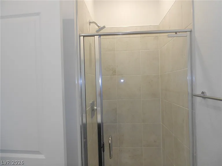 324 Lupton Ave — Photo 16