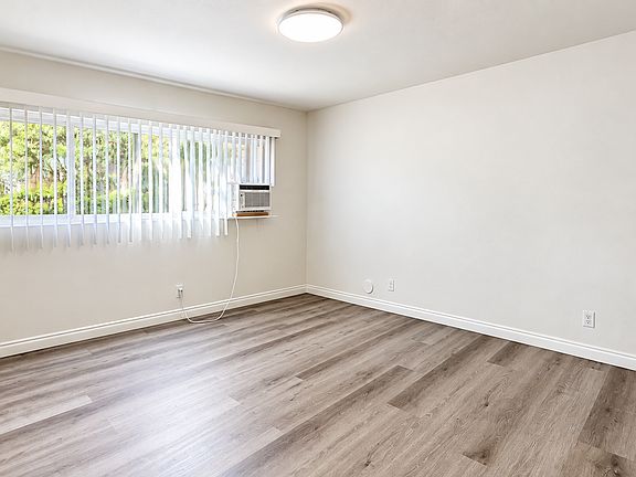 4th image of 515 Fairview Ave APT 3