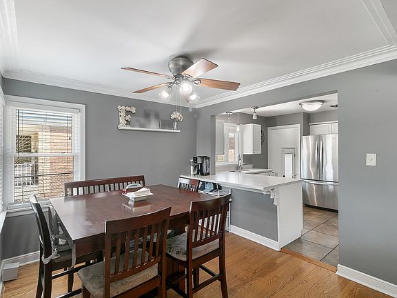 3rd image of 3156 W 100th St