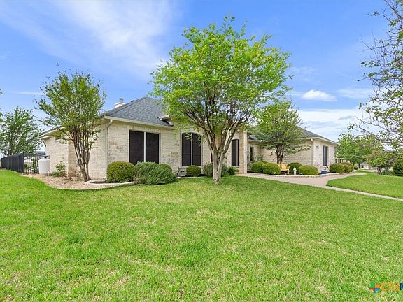 4th image of 2750 Hester Way