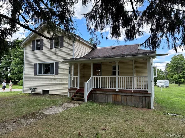 9975 Oakland St, Dalton, NY 14836