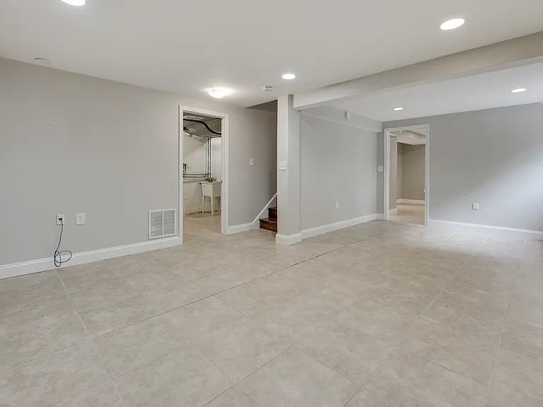 6811 Lemon Rd — Photo 31