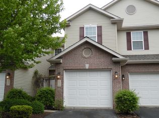 293 Bent Grass Cir, Dekalb, IL 60115