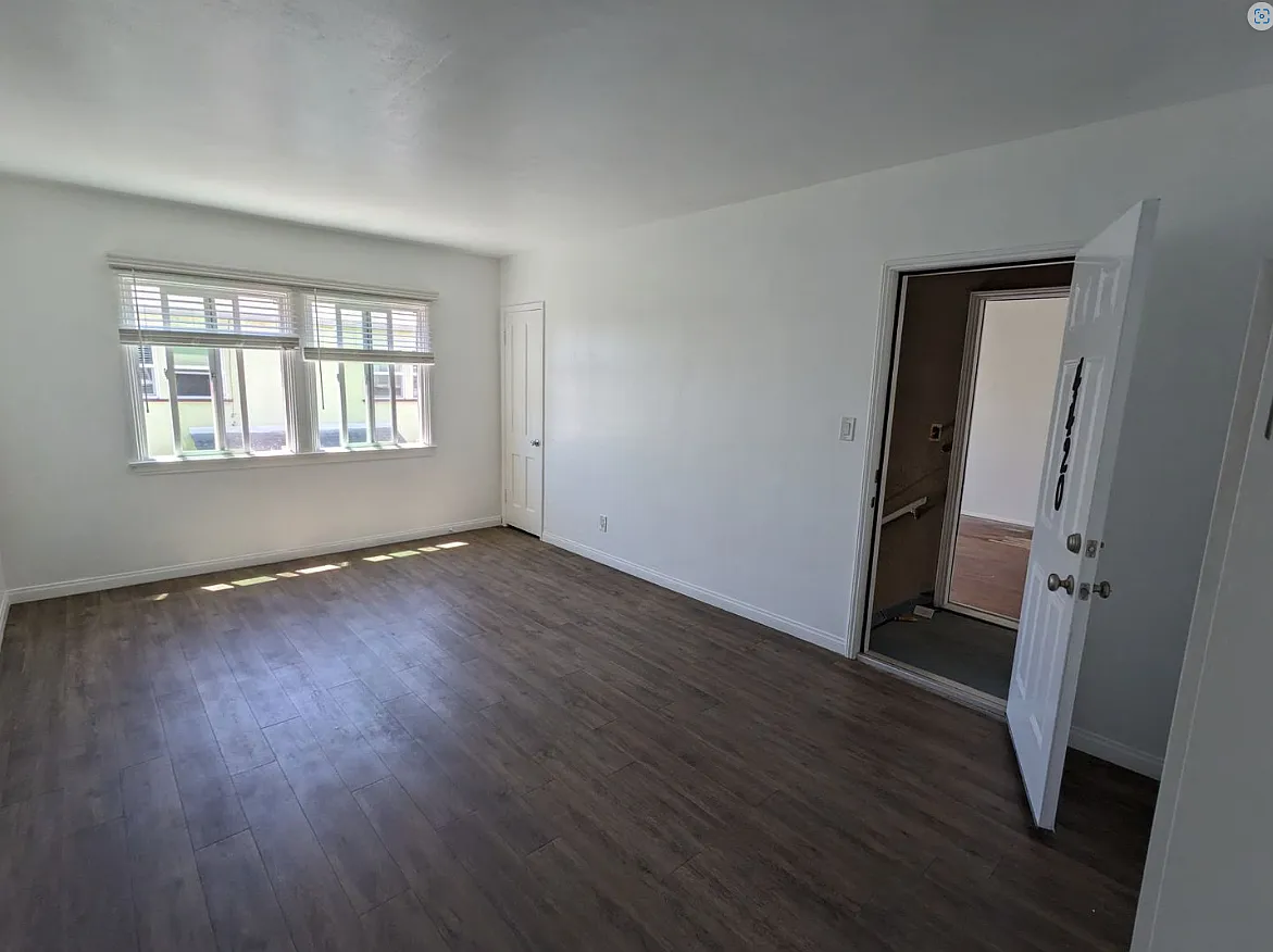 1 bed, 583 sqft, $2,150 — Photo 4
