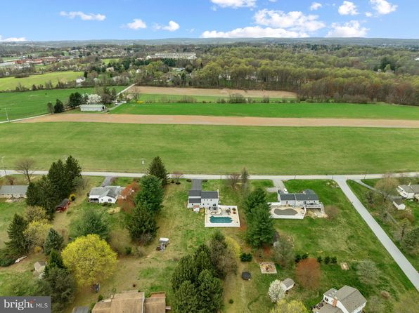 411 Zynn Rd, Downingtown, PA 19335