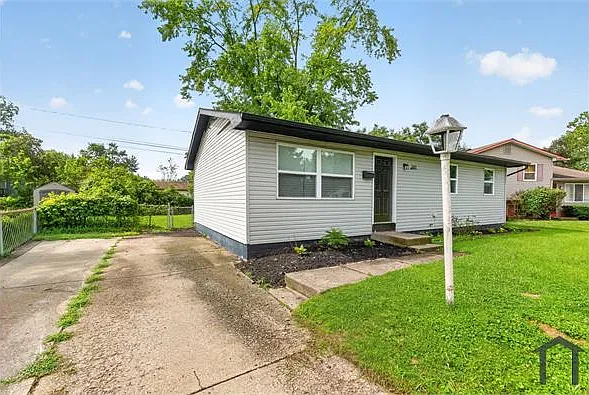 3 bed, 960 sqft, $1,750 — Photo 4