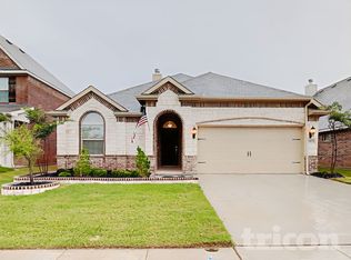 1473 Eagle Nest Dr, Azle, TX 76020