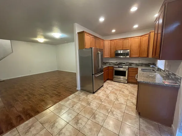 13556 SE Steele St, Portland, OR 97236