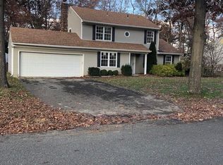 240 Oak La, Manchester, NJ 08759