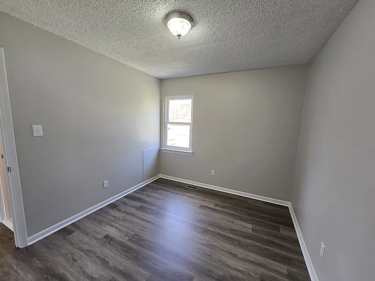 10200 Stroud Ln — Photo 10