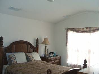 5th image of 609 Saratoga Dr