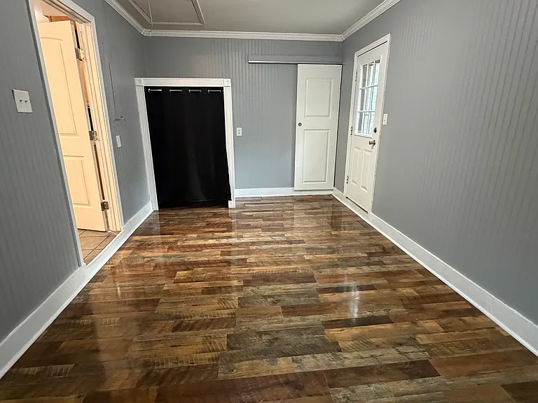 1 Walnut Way — Photo 3