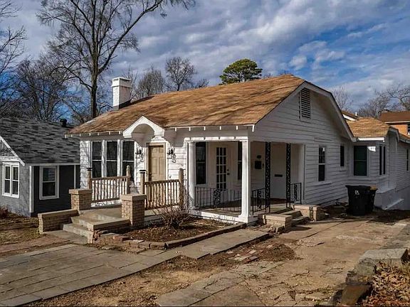 2nd image of 4420 Lee Ave
